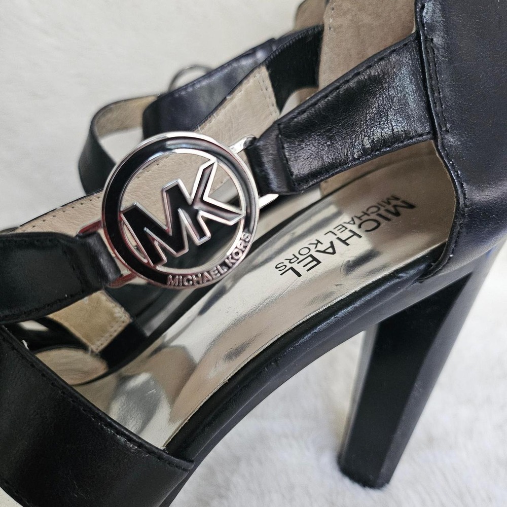Vintage MICHAEL Michael Kors Black strappy peep toe pump - Picture 4 of 7